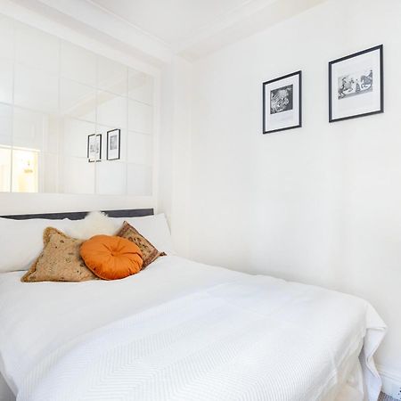 Executive Knightsbridge Apartment Londra Esterno foto