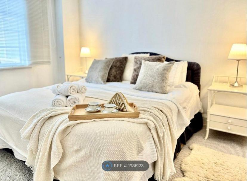 Executive Knightsbridge Apartment Londra Esterno foto