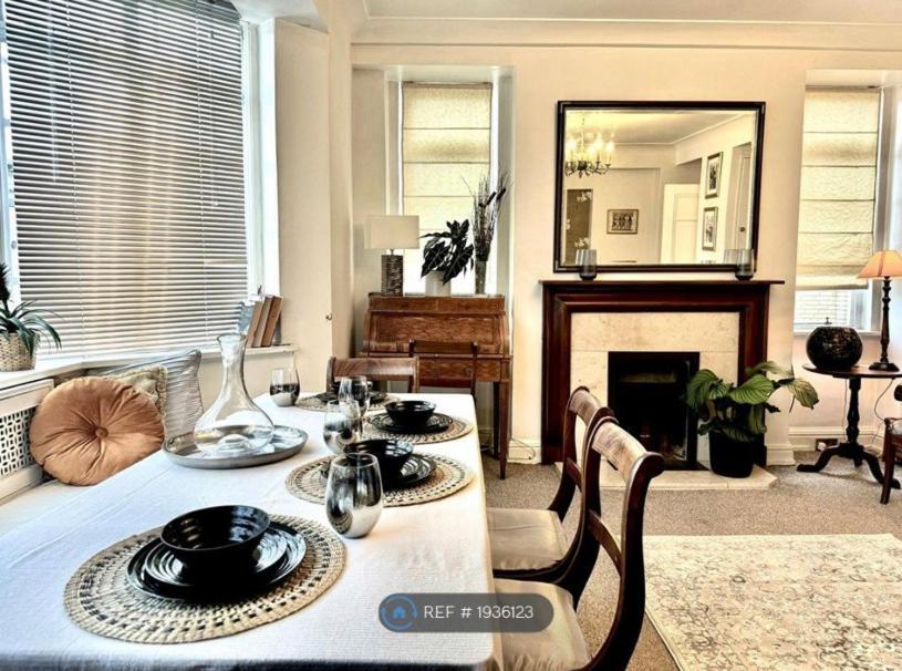 Executive Knightsbridge Apartment Londra Esterno foto