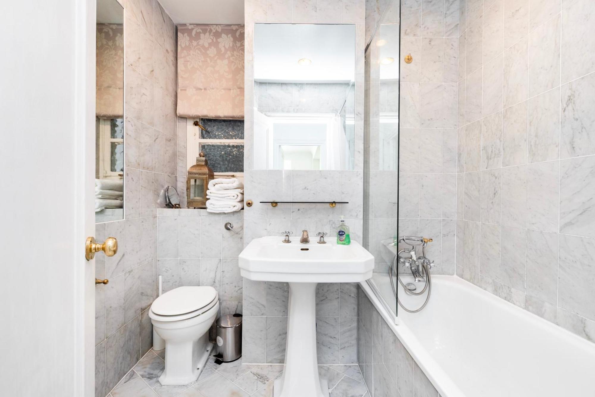 Executive Knightsbridge Apartment Londra Esterno foto